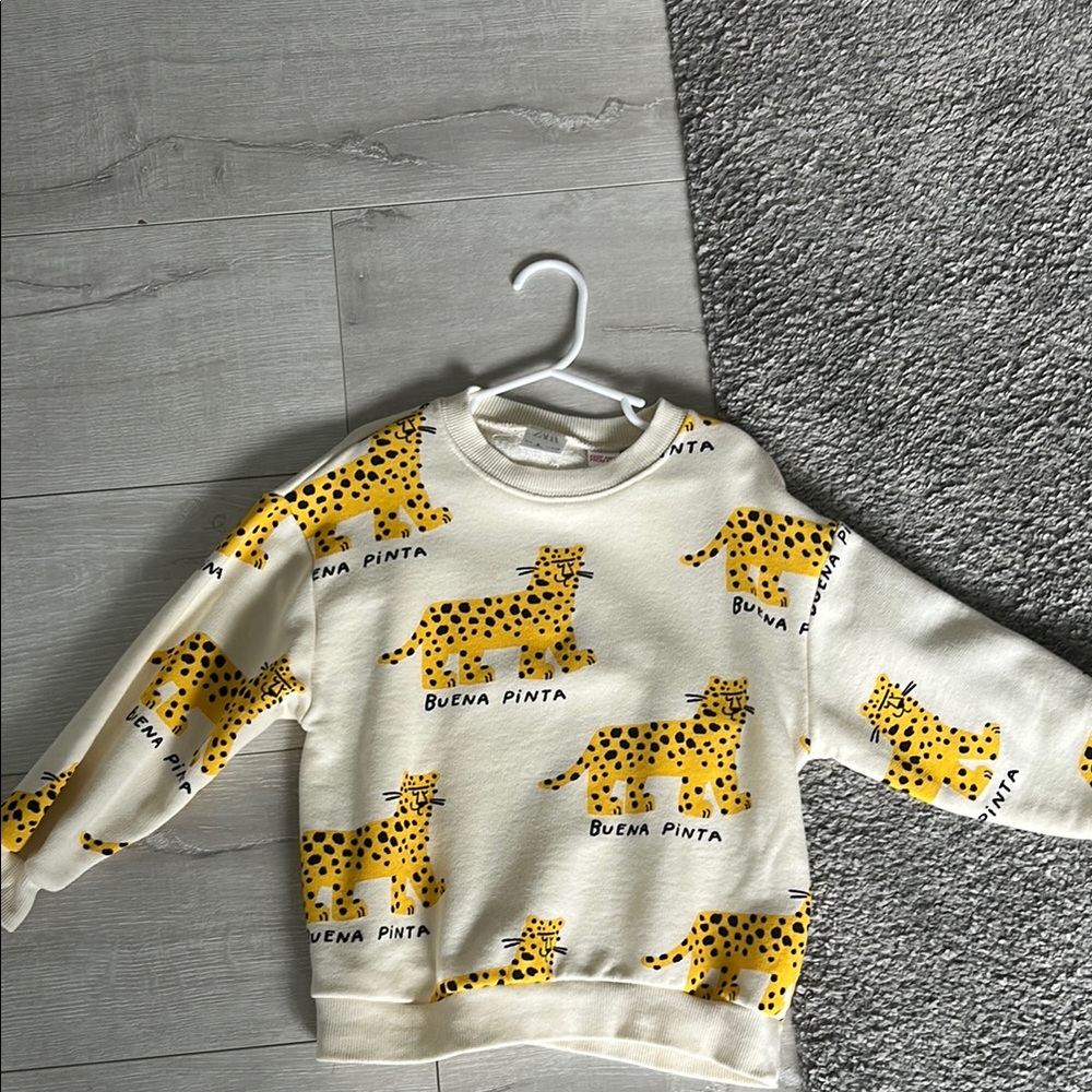 Zara Leopard Sweatshirt